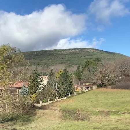 Robles Turistico Vut * Molinos de Duero